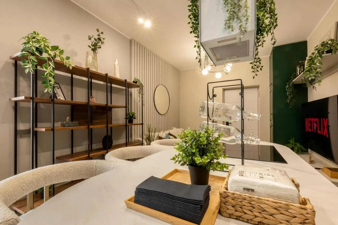 Old Town Emerald - Chic 1Br Apartment With Balcony Bukarest 0*,  Rumänien